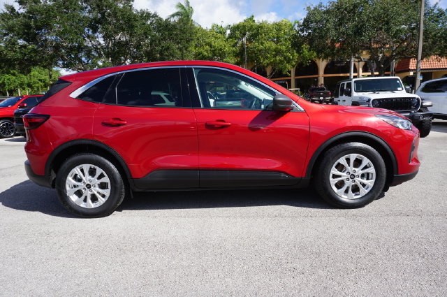 Certified 2023 Ford Escape Active FWD image 15