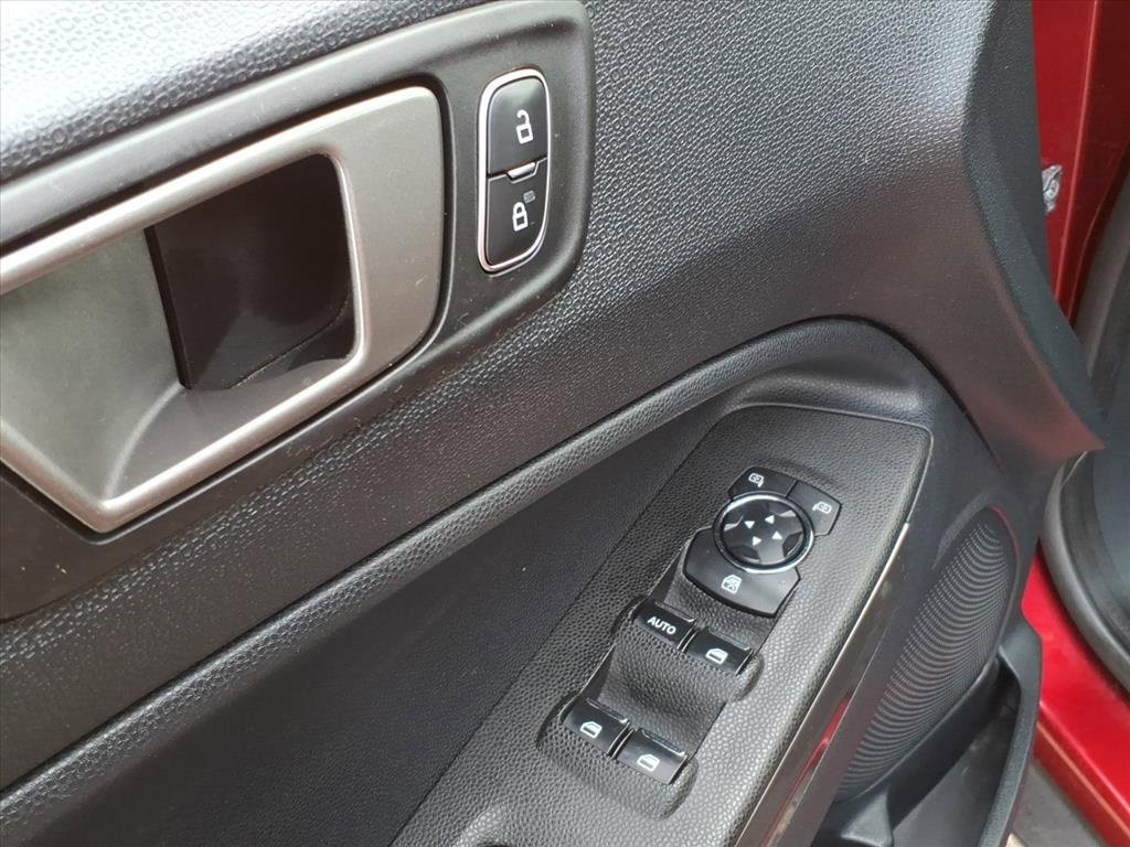 Certified 2020 Ford EcoSport SE image 14