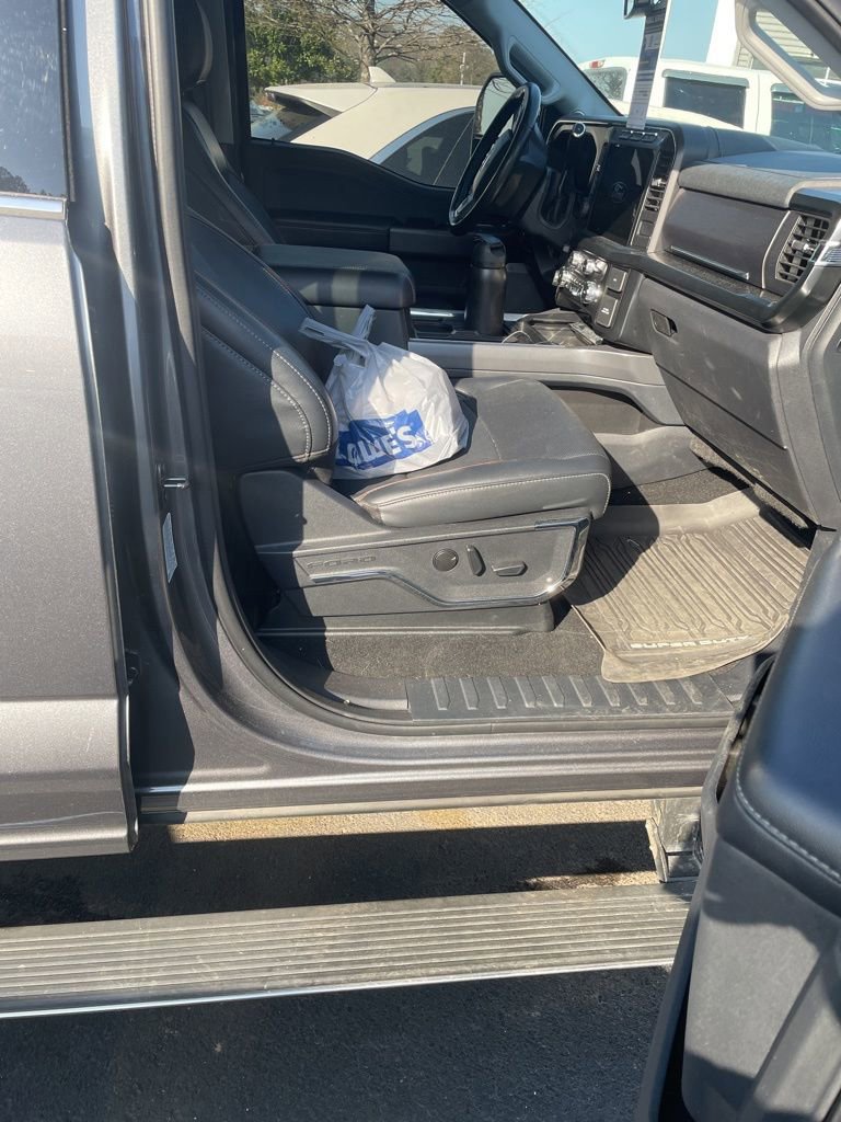 Certified 2024 Ford F250 Lariat w/ Lariat Ultimate Package image 12