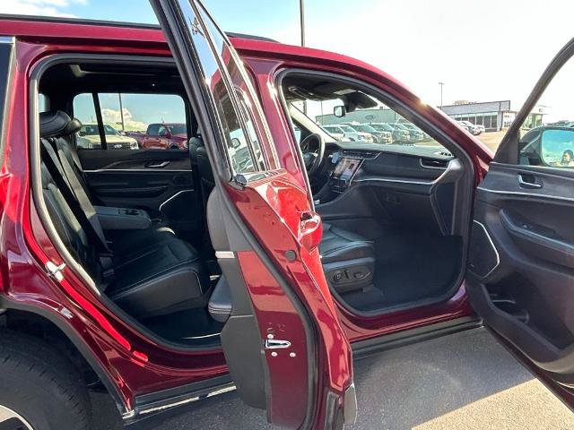 Used 2024 Jeep Grand Cherokee Limited 4xe AWD/4WD image 11
