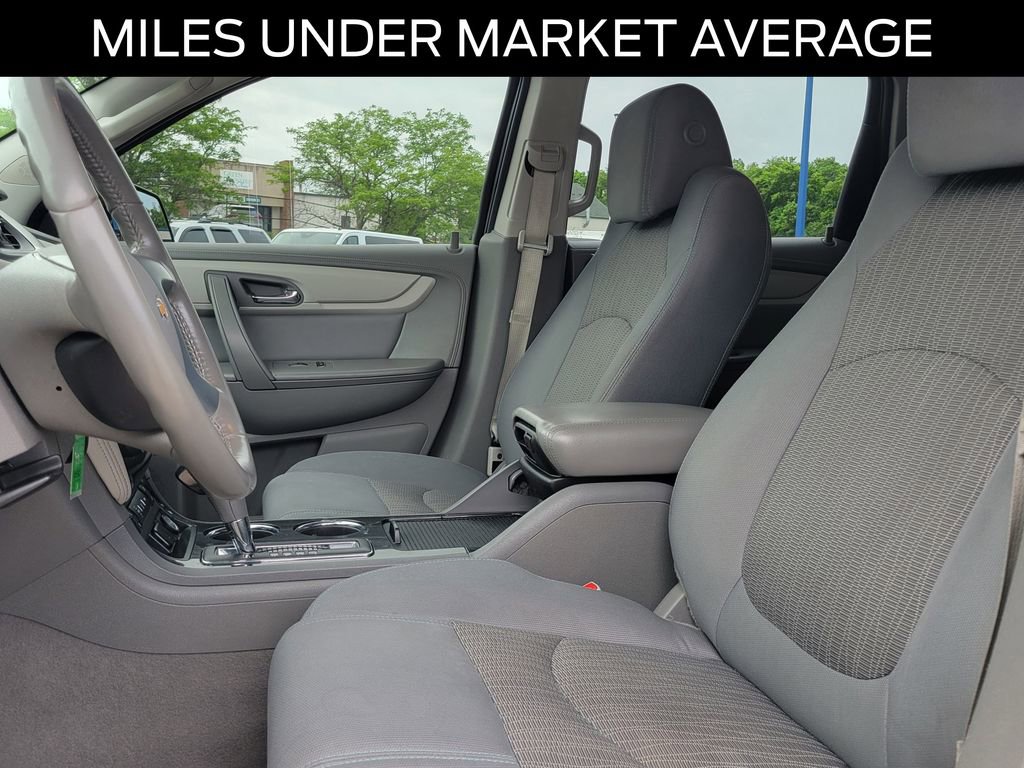 Used 2017 Chevrolet Traverse LT w/ Style and Technology Package AWD/4WD image 15