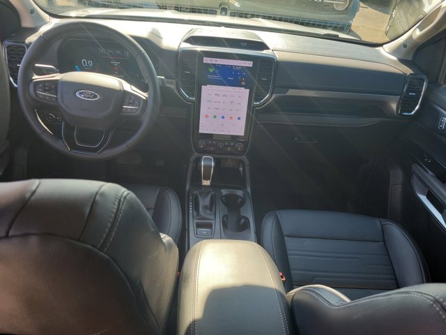 Certified 2024 Ford Ranger Lariat w/ Trailer Tow Package image 18