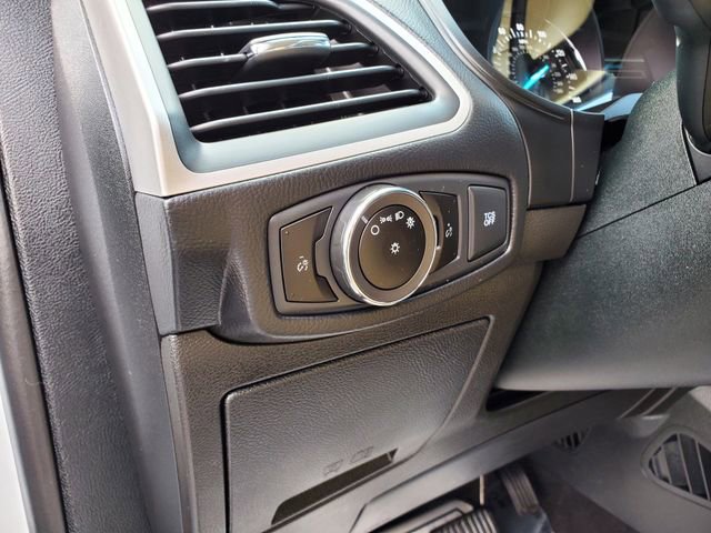 Certified 2023 Ford Edge SEL image 13