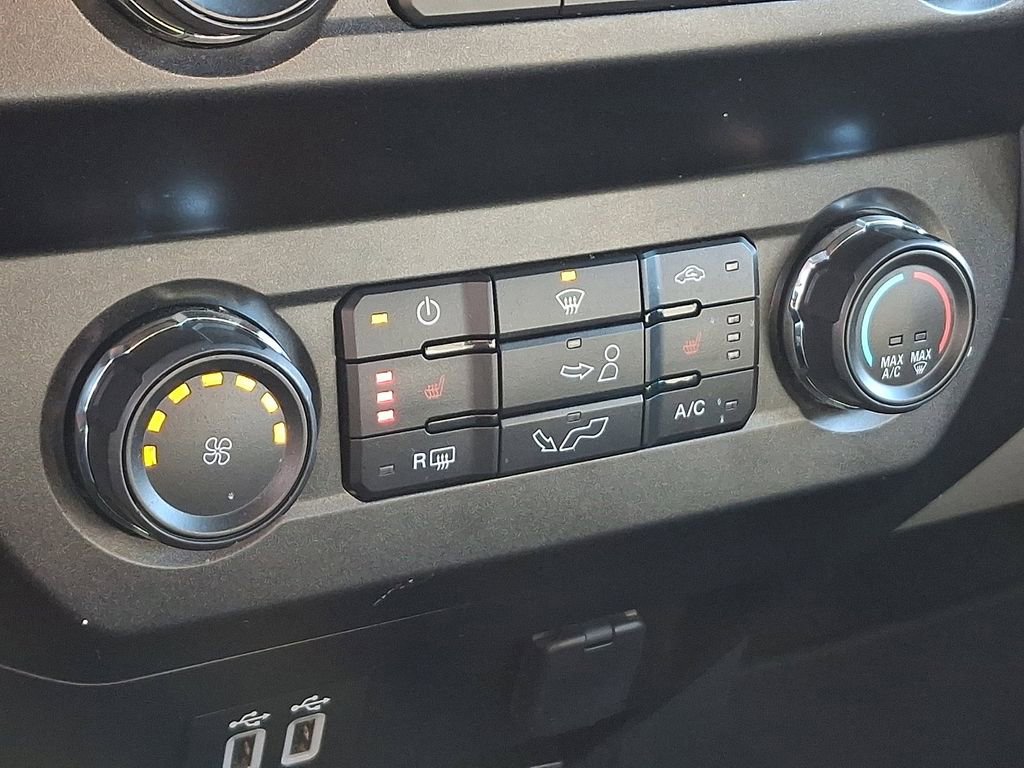 Certified 2019 Ford F150 XLT w/ Equipment Group 302A Luxury image 15