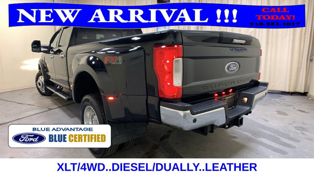 Certified 2018 Ford F450 XLT w/ XLT Premium Package image 4