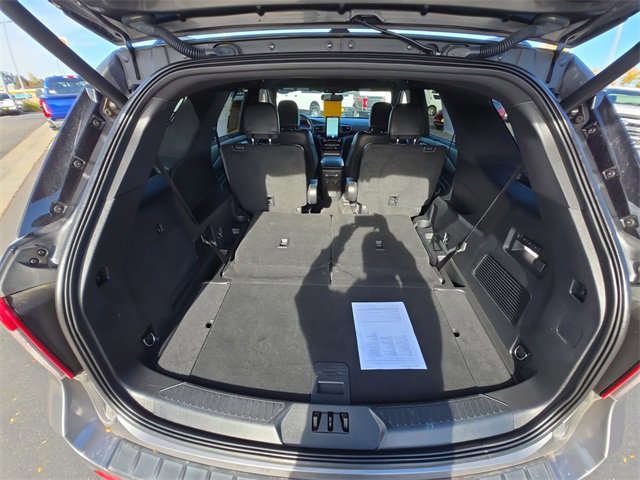 Certified 2022 Ford Explorer ST w/ Equipment Group 401A image 17