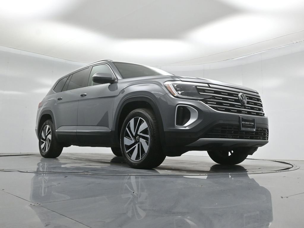 Used 2025 Volkswagen Atlas SEL AWD/4WD image 5