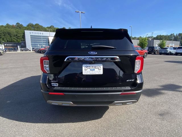 Certified 2024 Ford Explorer XLT w/ Equipment Group 202A AWD/4WD image 5