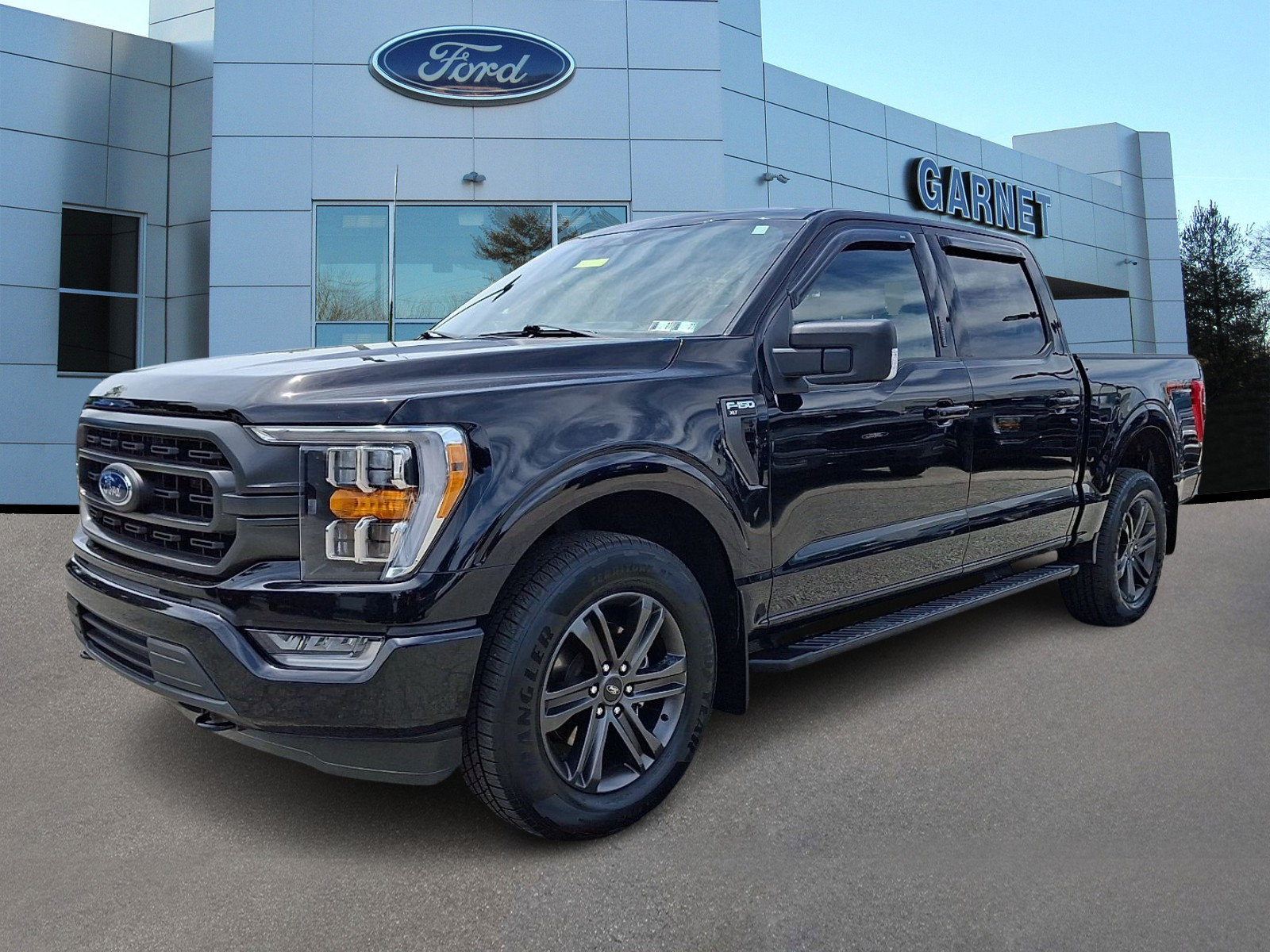 Certified 2022 Ford F150 XLT w/ Equipment Group 302A High AWD/4WD image 4