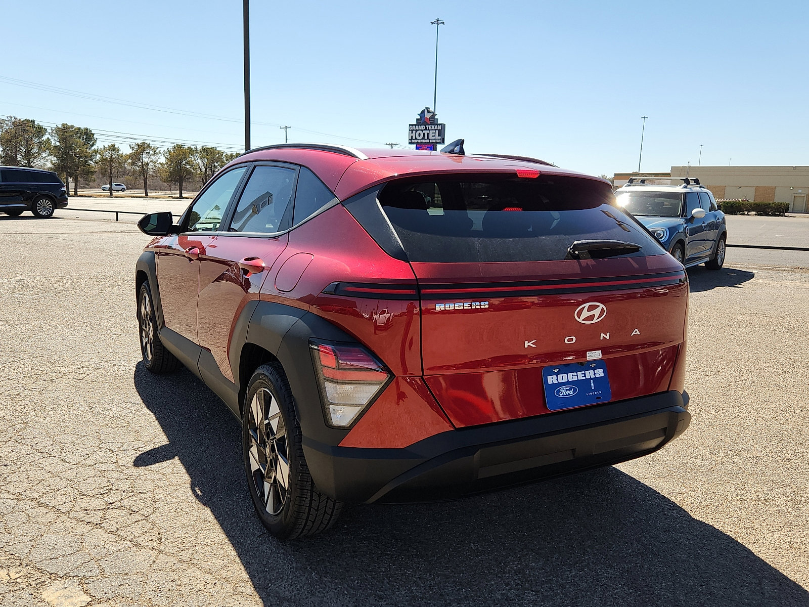 Used 2024 Hyundai Kona SEL image 5