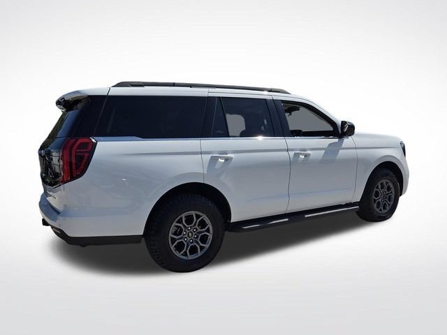 Certified 2025 Ford Expedition Active RWD image 9