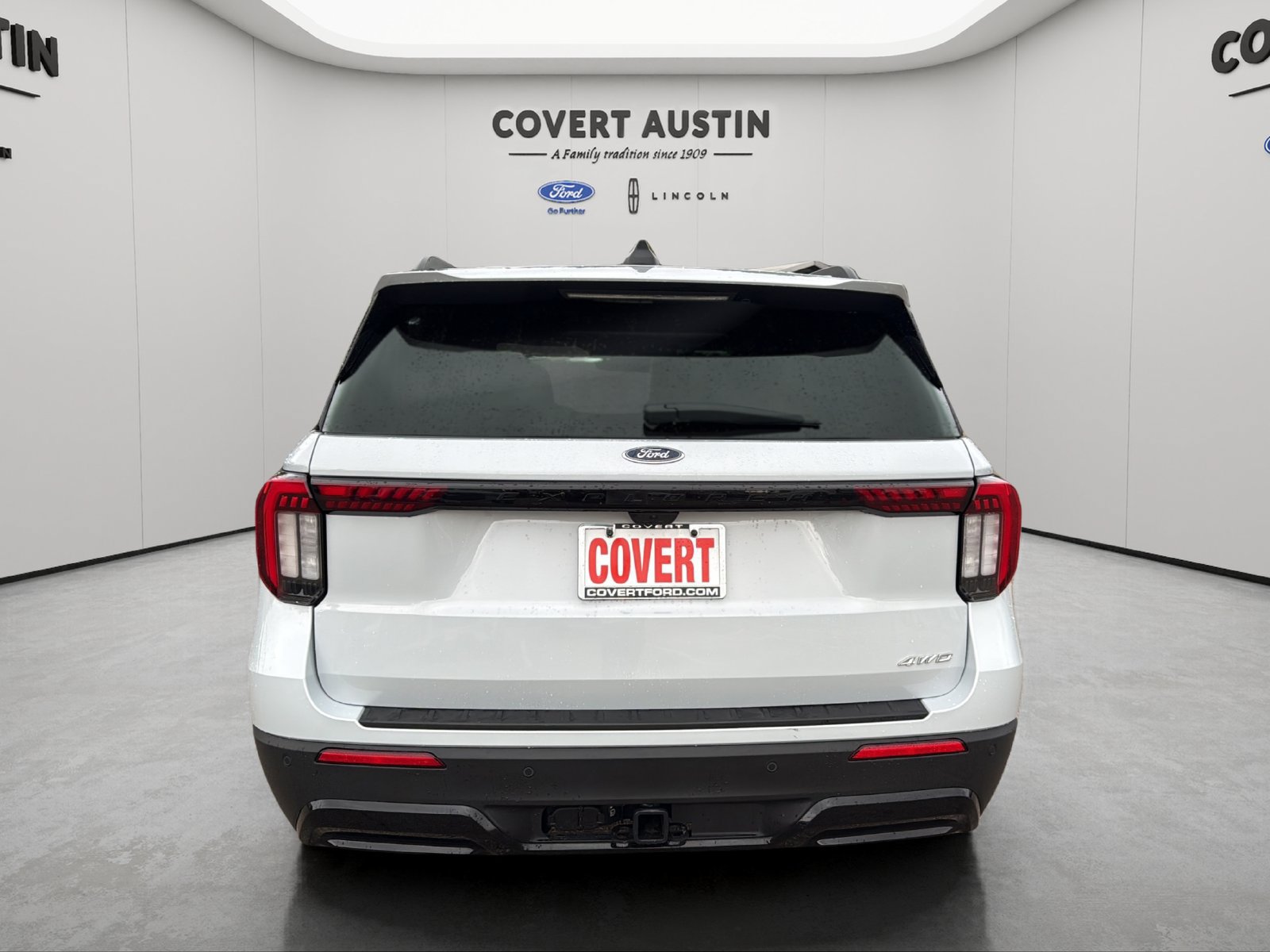 Certified 2026 Ford Explorer ST-Line AWD/4WD image 4