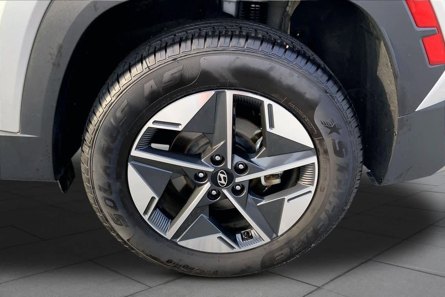 Used 2025 Hyundai Tucson SEL AWD/4WD image 10