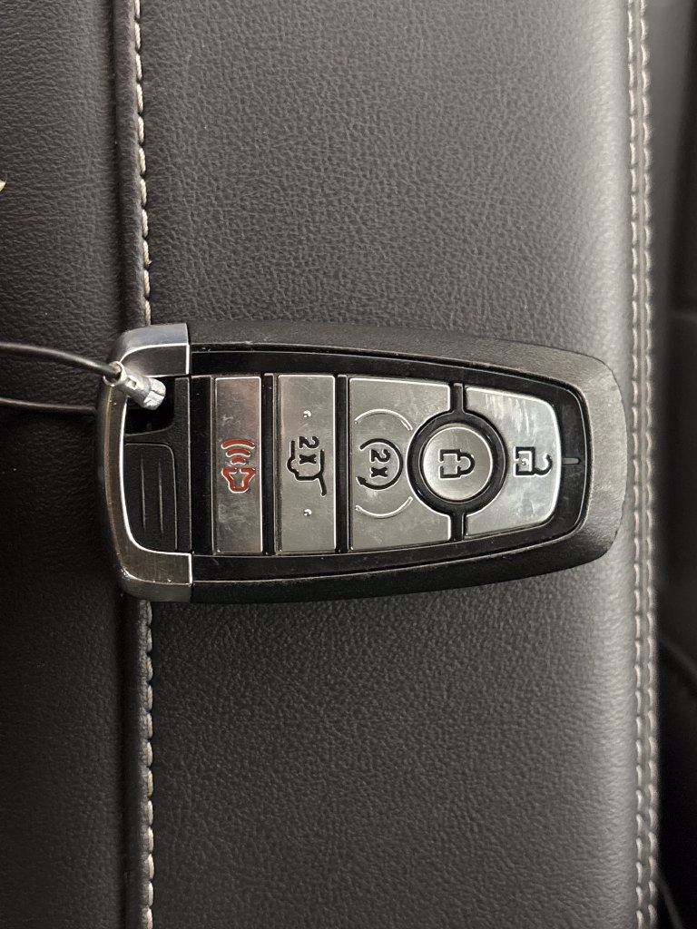 Certified 2025 Ford Expedition Platinum AWD/4WD image 35