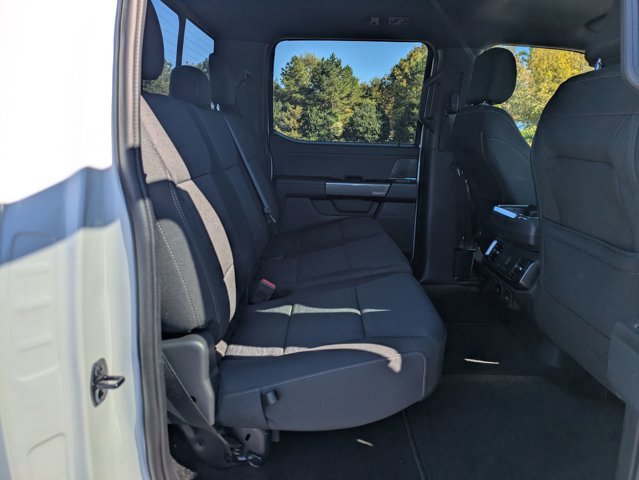 Certified 2022 Ford F150 XLT w/ Equipment Group 302A High image 31