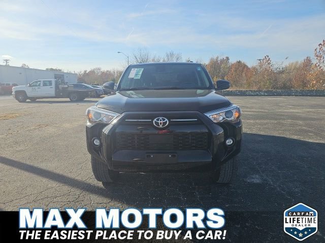 Used 2024 Toyota 4Runner SR5 image 8
