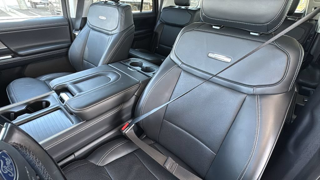 Certified 2025 Ford Expedition Platinum AWD/4WD image 23