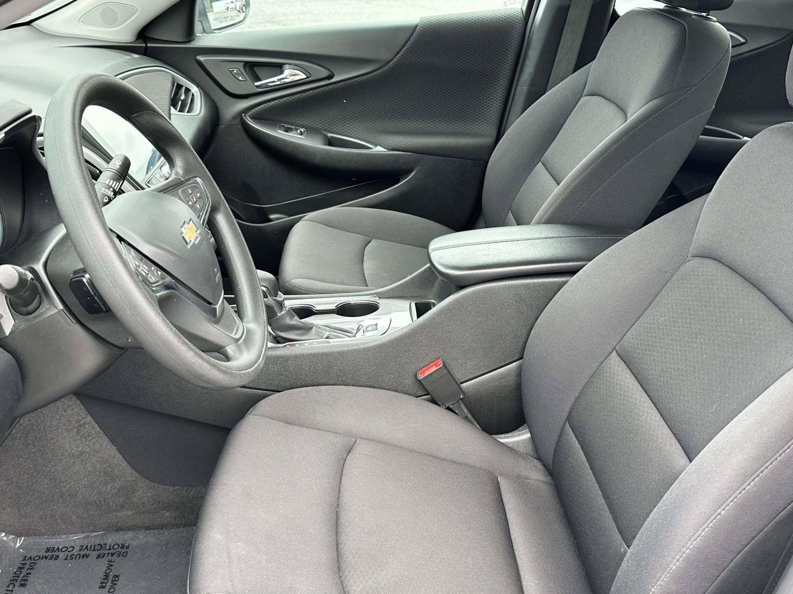 Used 2024 Chevrolet Malibu LT FWD image 15