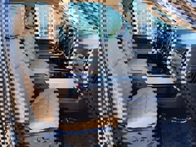 Certified 2022 Ford F250 Lariat w/ Lariat Value Package image 17