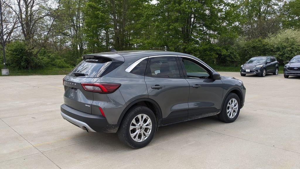 Certified 2024 Ford Escape Active AWD/4WD image 3