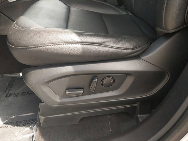 Certified 2022 Ford Explorer Limited w/ Limited Technology Package image 16