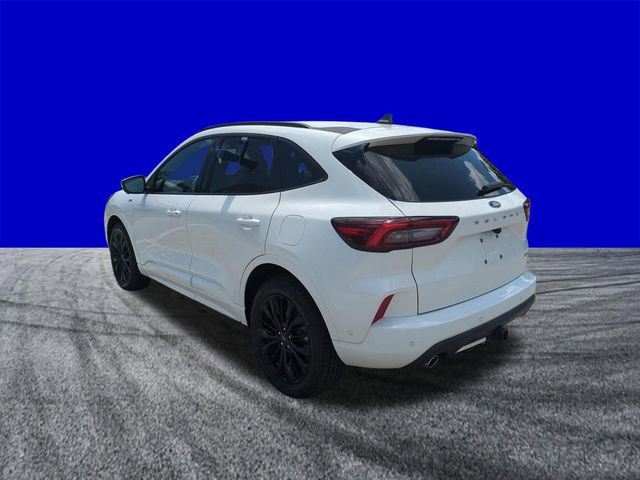 Certified 2023 Ford Escape ST-Line Elite w/ Premium Technology Package AWD/4WD image 6
