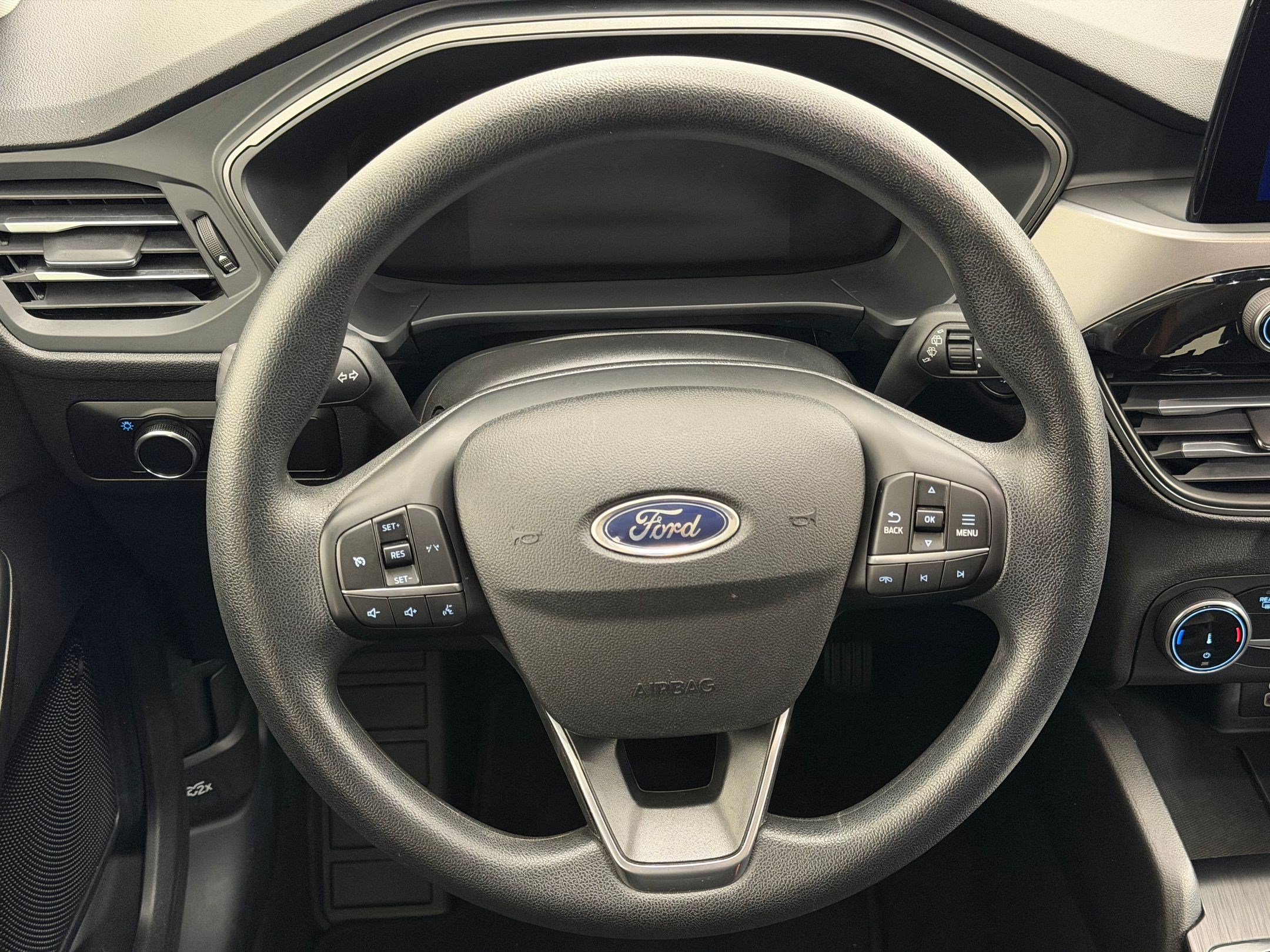 Certified 2025 Ford Escape Active FWD image 11