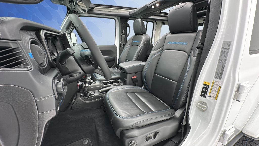 Used 2024 Jeep Wrangler Unlimited Rubicon 4xe AWD/4WD image 16