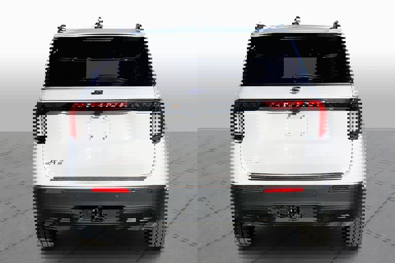 Certified 2025 Ford Explorer Active image 2