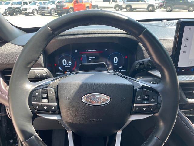 Certified 2025 Ford Explorer Platinum w/ Ultimate Package AWD/4WD image 34