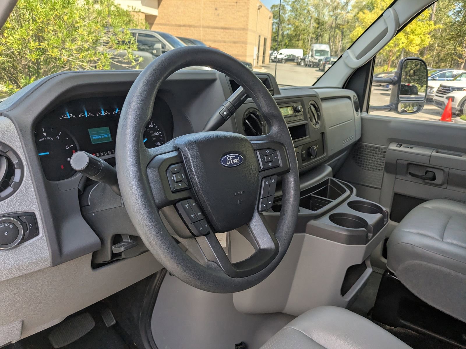 Certified 2024 Ford E-350 and Econoline 350 Super Duty w/ Power Windows & Locks Group image 16