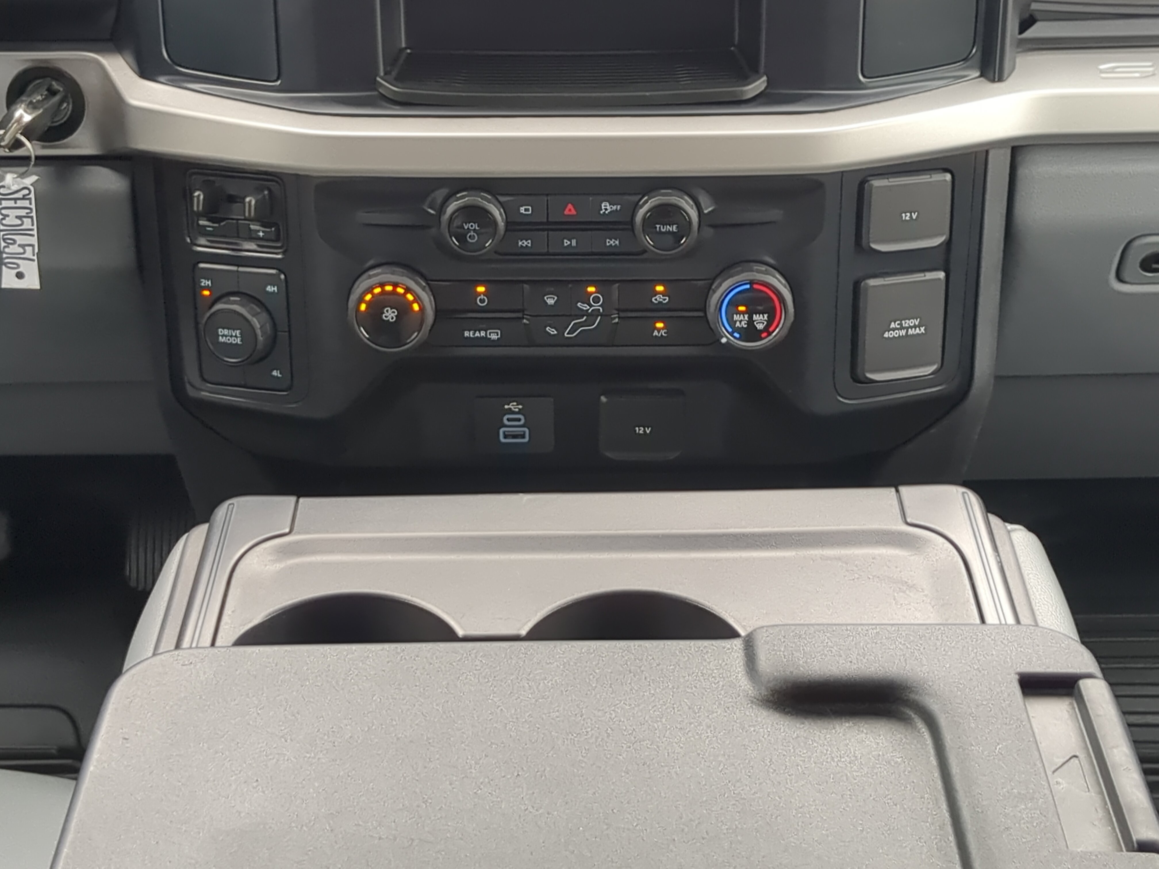 Certified 2025 Ford F350 XL w/ 360-Degree Camera Package AWD/4WD image 17