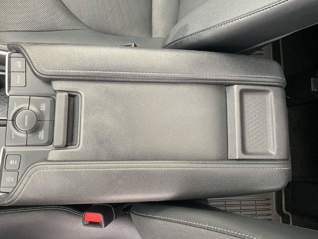 Used 2024 Toyota Grand Highlander AWD image 29