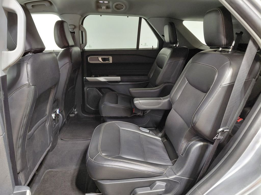 Certified 2022 Ford Explorer Limited AWD/4WD image 44