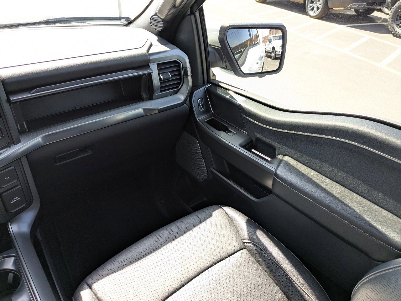 Certified 2024 Ford F150 Lariat image 17