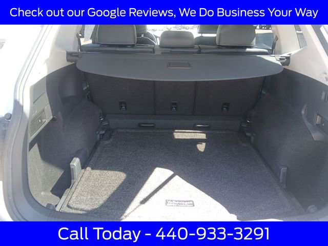Used 2021 Volkswagen Tiguan SE AWD/4WD image 39