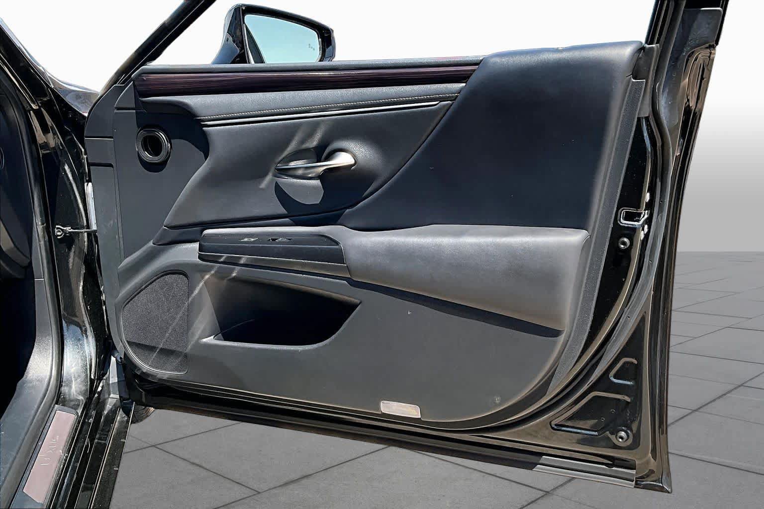 Used 2021 Lexus ES 350 w/ Premium Package FWD image 23