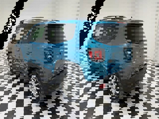 Used 2019 Jeep Renegade Latitude image 5