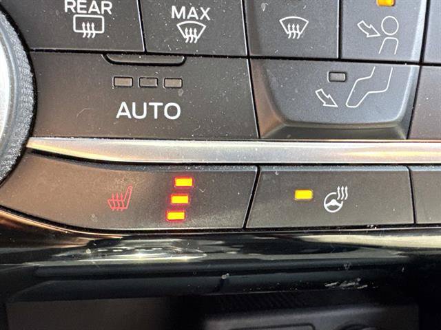 Certified 2022 Ford Escape SE w/ Cold Weather Package AWD/4WD image 14