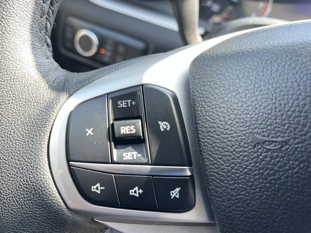 Certified 2024 Ford Explorer XLT RWD image 38