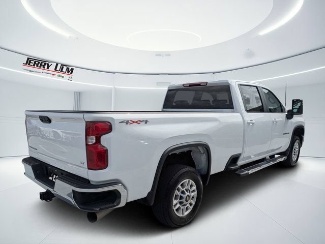 Used 2025 Chevrolet Silverado 2500 LT w/ Convenience Package AWD/4WD image 4