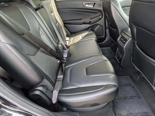 Certified 2022 Ford Edge Titanium AWD/4WD image 18
