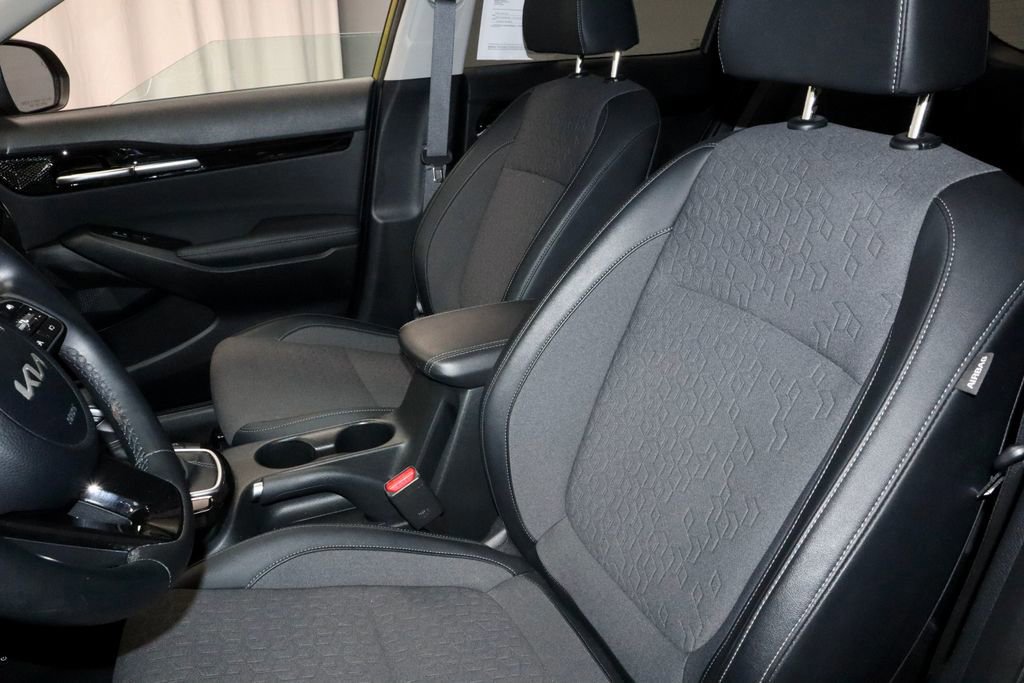Used 2024 Kia Seltos S image 27