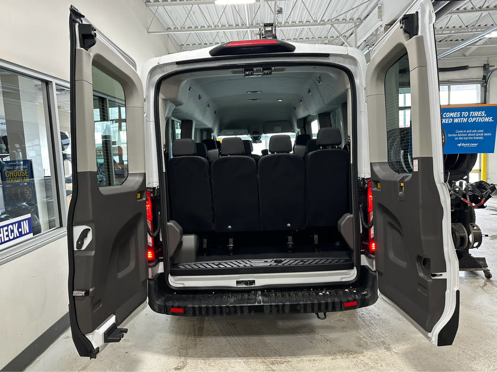 Certified 2026 Ford Transit 350 XLT RWD image 7