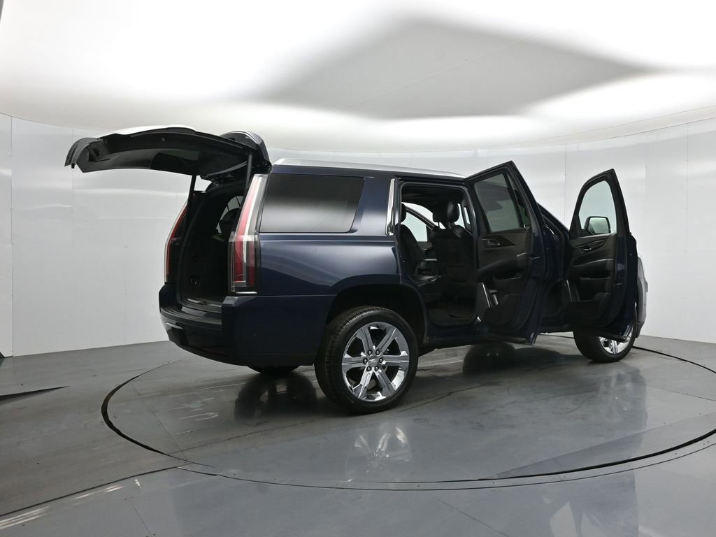 Used 2020 Cadillac Escalade Platinum image 36