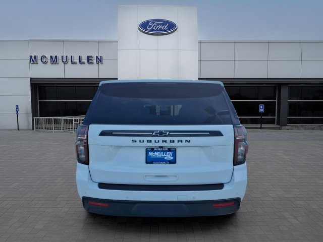Used 2023 Chevrolet Suburban Z71 w/ Luxury Package AWD/4WD image 6