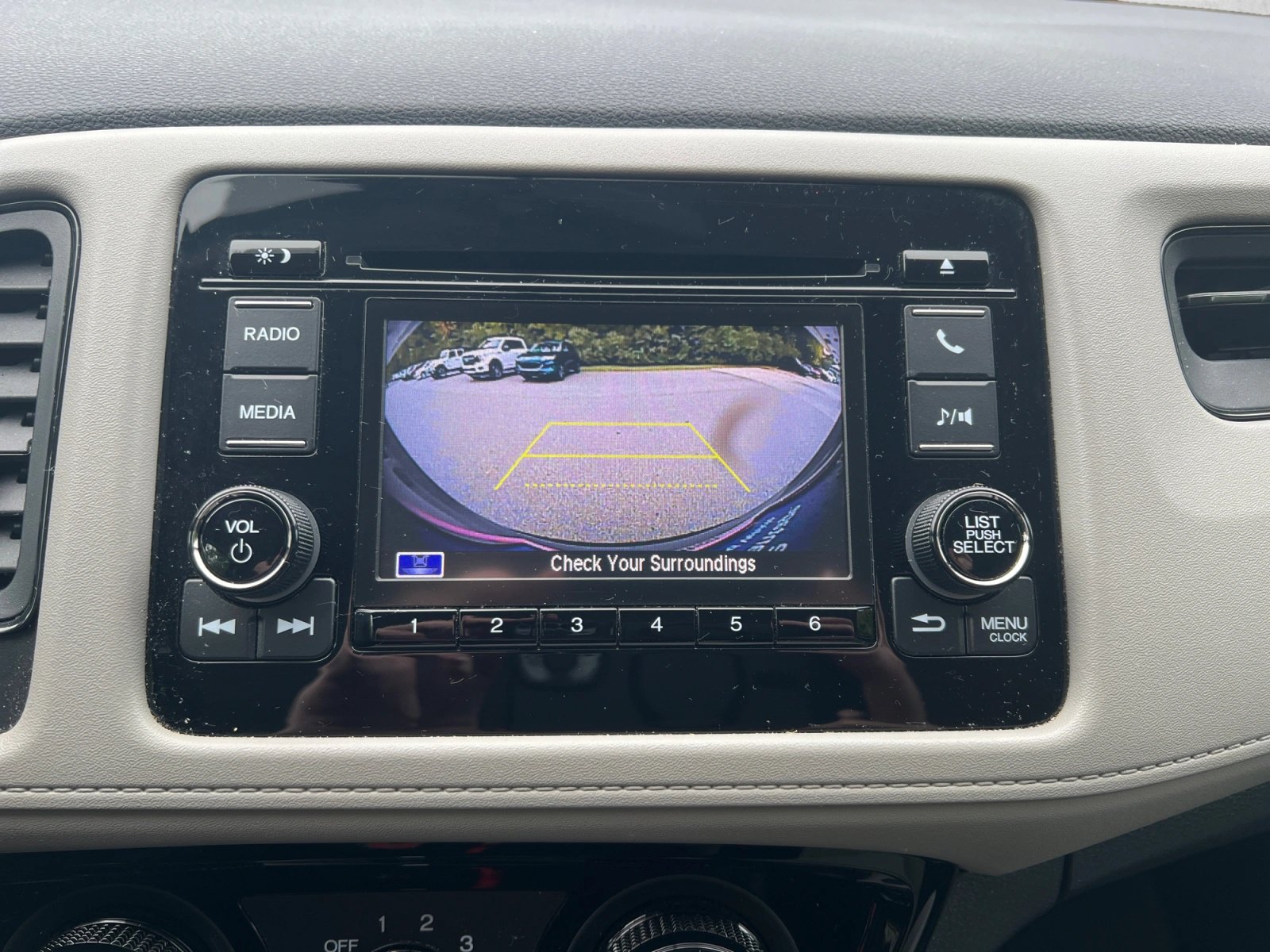 Used 2019 Honda HR-V LX image 17