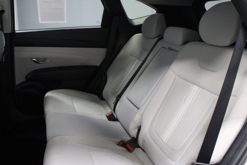Used 2025 Hyundai Tucson SEL FWD image 21