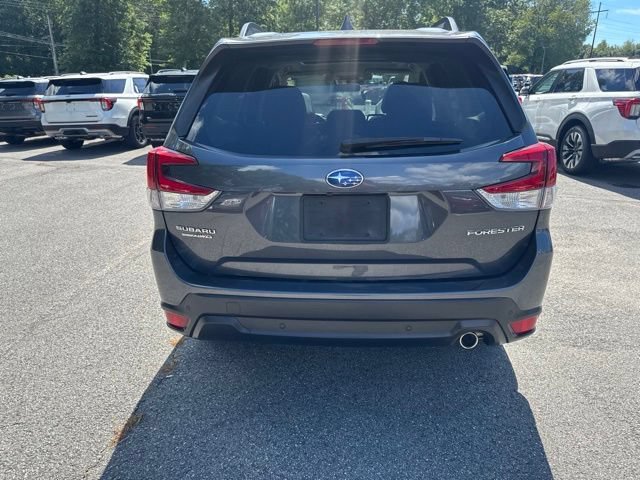 Used 2020 Subaru Forester Limited AWD/4WD image 6
