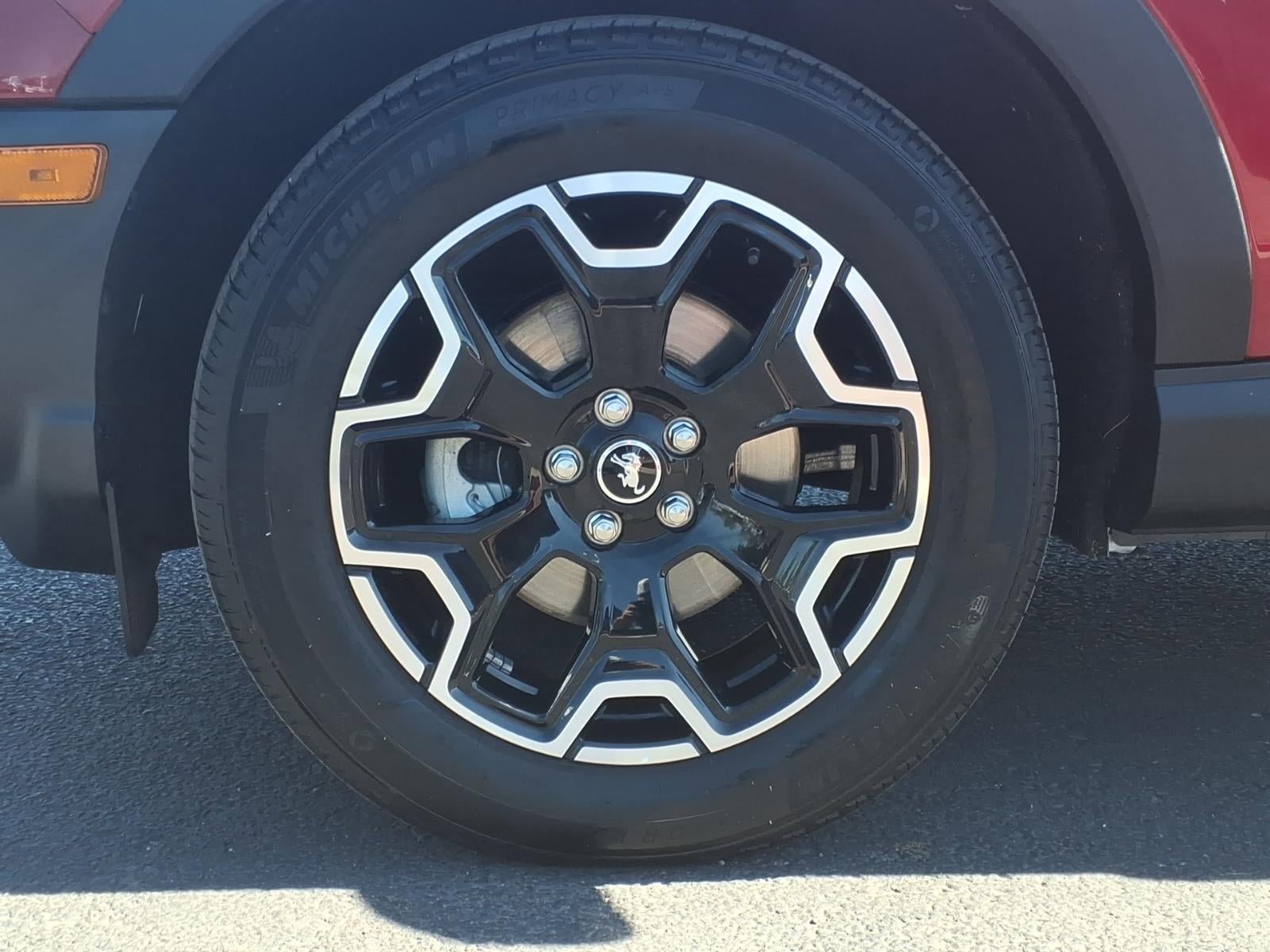 Certified 2025 Ford Bronco Sport Outer Banks w/ Outer Banks Tech Package+ AWD/4WD image 9
